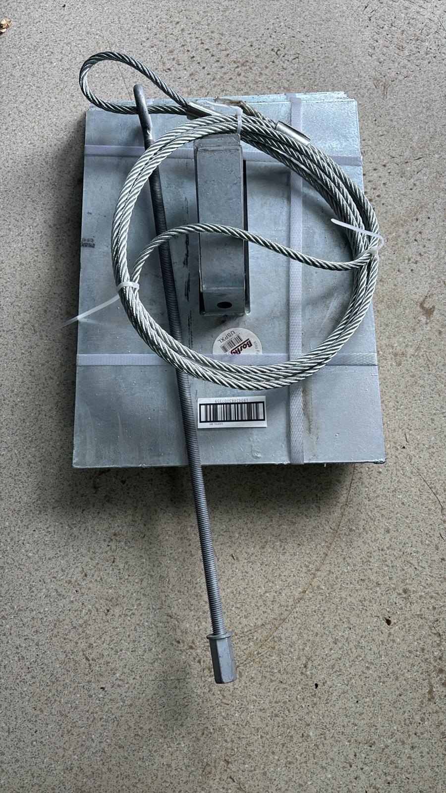 universal stay assembly